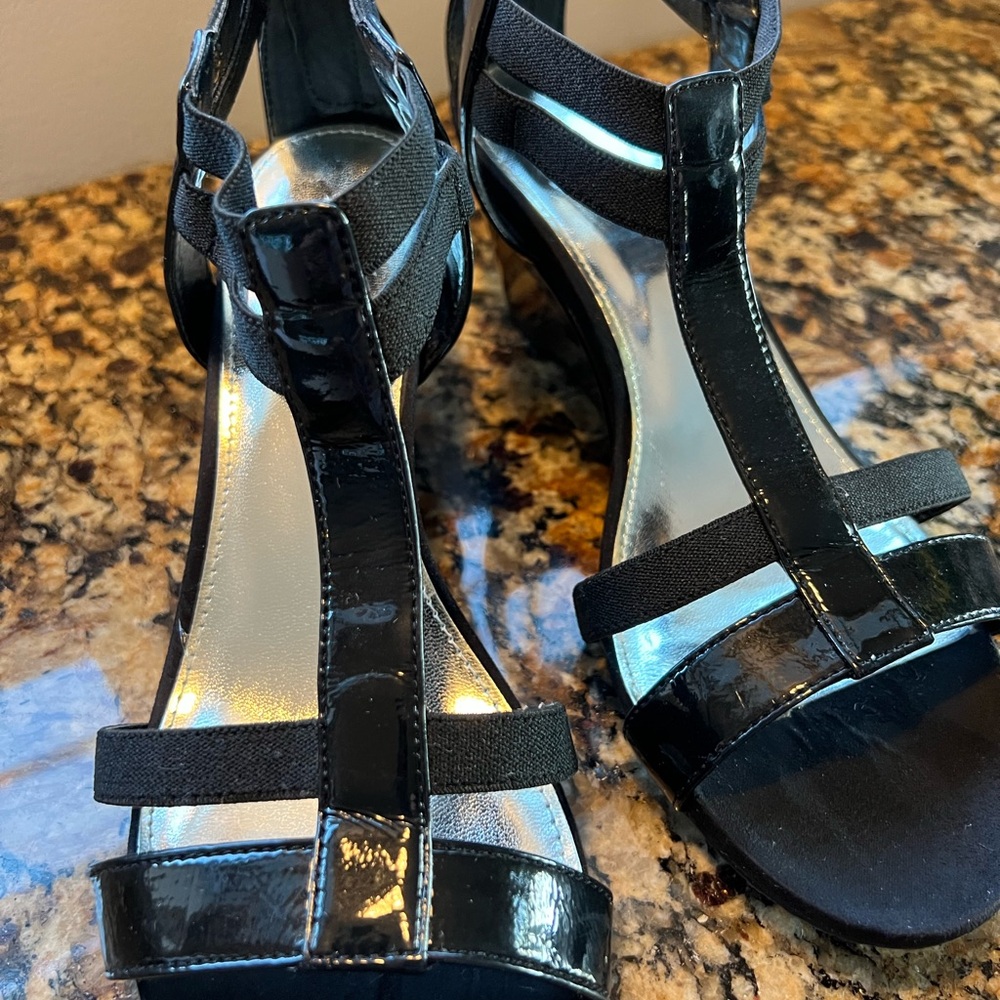 Alfani Patent Wedge Heels - Picture 9 of 11